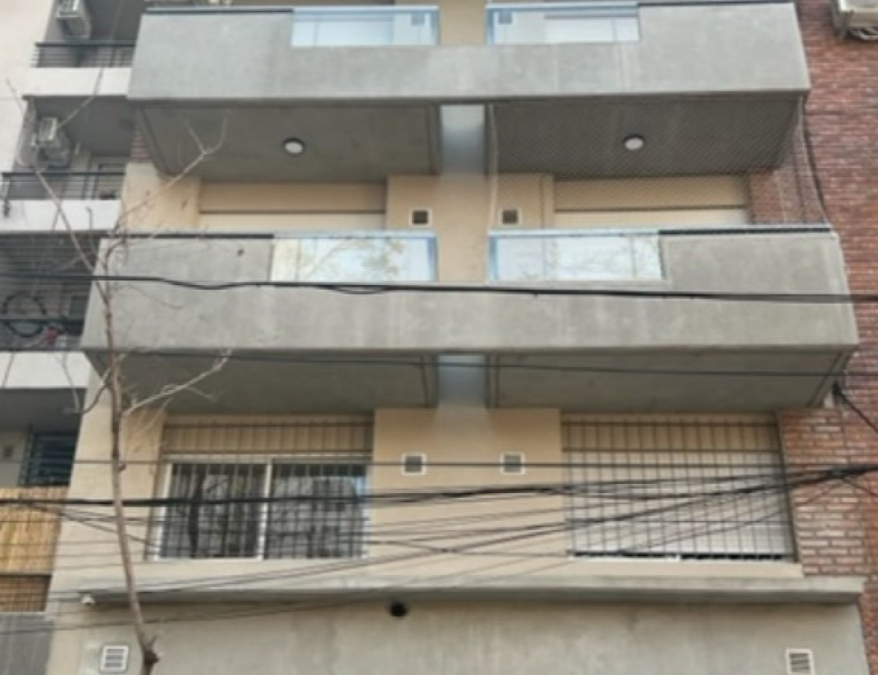 Monoambiente en barrio Martin.