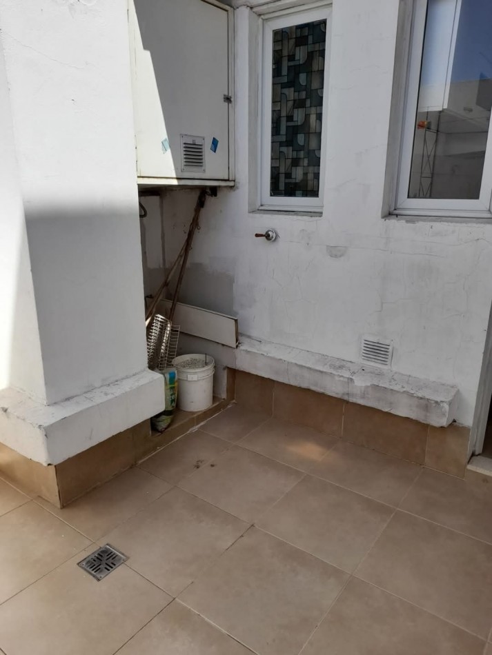 Oportunidad !!! Venta de Monoambiente en calle Maipu 2279