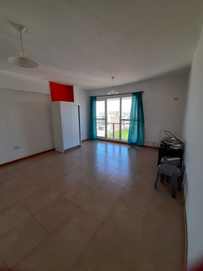 Oportunidad !!! Venta de Monoambiente en calle Maipu 2279